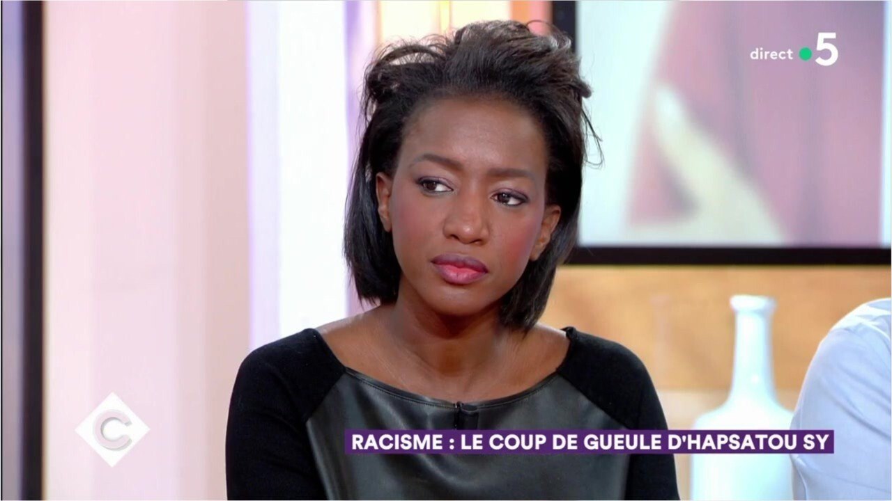 GALA VIDEO - Hapsatou Sy vit l'enfer à cause d'Eric Zemmour : "Je sors de 6 mois de maladie" (1)