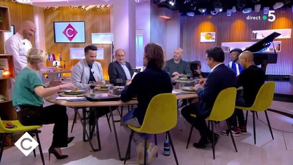 VIDÉO - "C'est pas un exploit non plus !" : Anne-Elisabeth Lemoine charrie MC Solaar