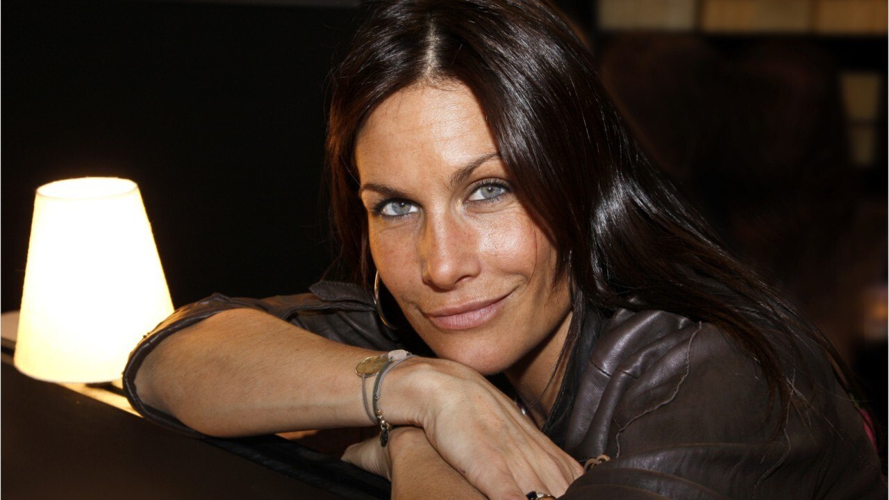 Son Compagnon Compagnon Gilles Astrid Veillon Mariage VOICI Astrid Veillon : qui est son compagnon Gilles ? - Vidéo Dailymotion