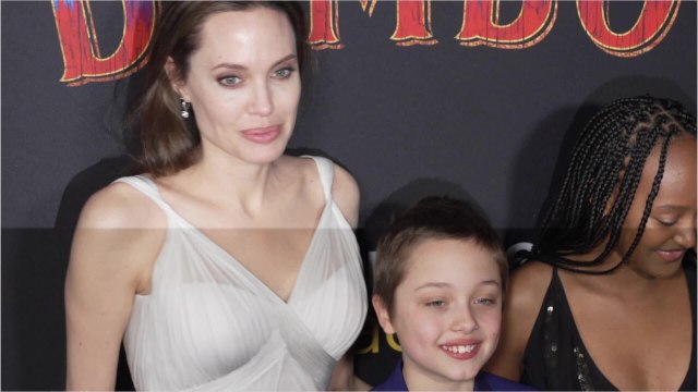 Voici - Angelina Jolie: son fils Maddox part faire des études très, très loin d'elle !