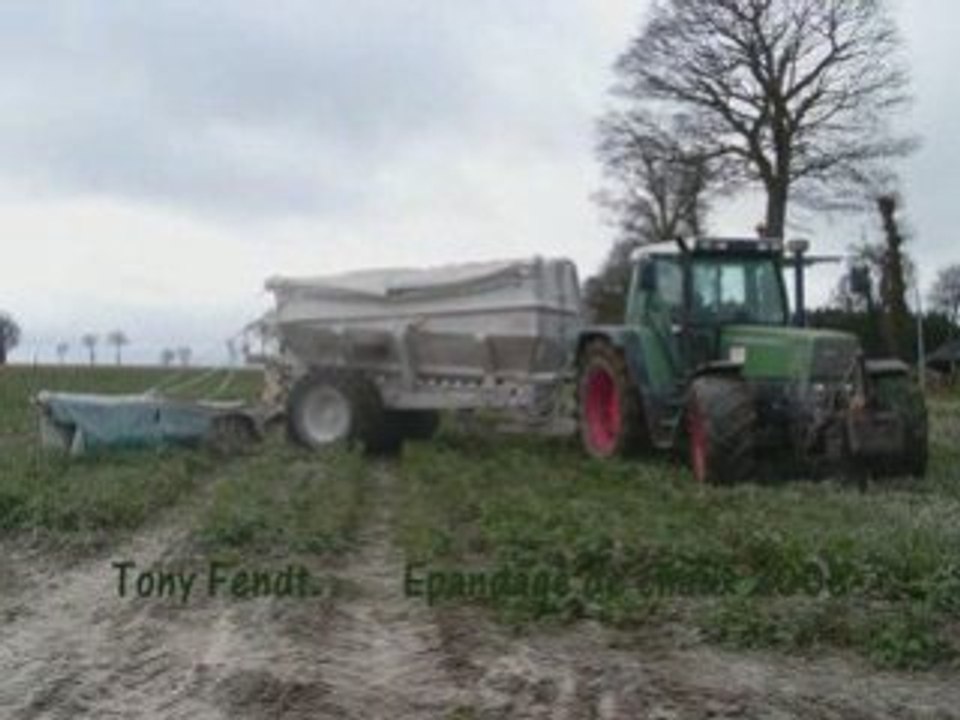 Epandage de Chaux 2008 Vue par Tony Fendt