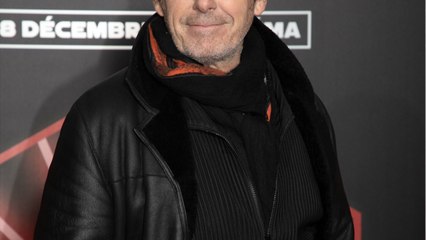 VOICI Jean-Luc Reichmann soigné en urgence, les internautes l'accusent d'être privilégié