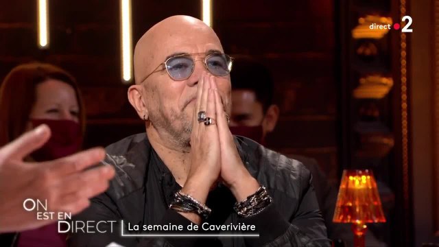 VOICI On est en direct : Pascal Obispo a été choqué par une blague de Philippe Caverivière