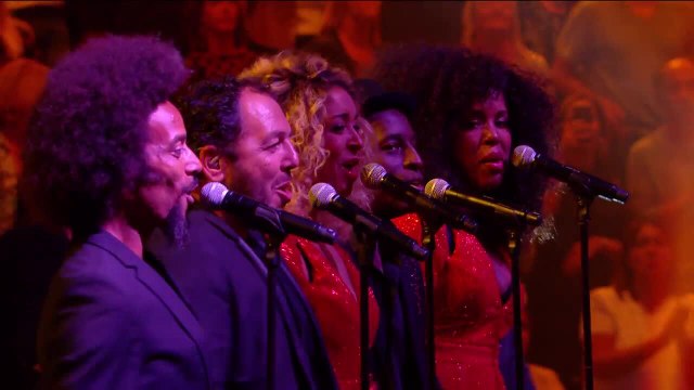 FEMME ACTUELLE - Taratata 100% Live : Véronique Sanson interprète Chanson sur ma drôle de vie