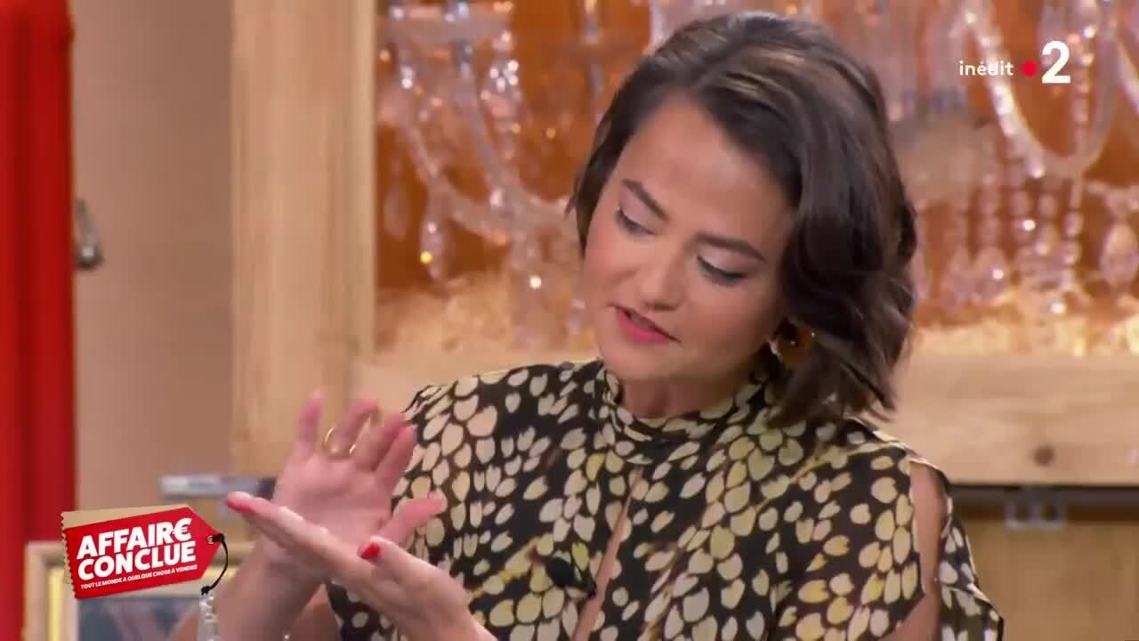FEMME ACTUELLE - Cet objet coquin qui a beaucoup amusé Sophie Davant dans "Affaire Conclue"