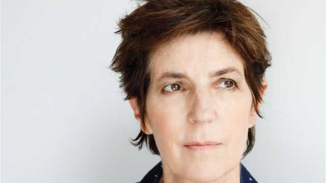 FEMME ACTUELLE: Christine Angot: Pourquoi il faut lire Le Voyage dans l'Est , en lice pour les prix Goncourt, Médicis et Fémina