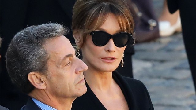 FEMME ACTUELLE - Nicolas Sarkozy ulcéré par le livre de Raphaël Enthoven qui évoque les fesses de Carla Bruni