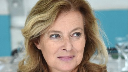 FEMME ACTUELLE - Valérie Trierweiler: ce défi qu'elle a relevé en amoureux pendant le confinement