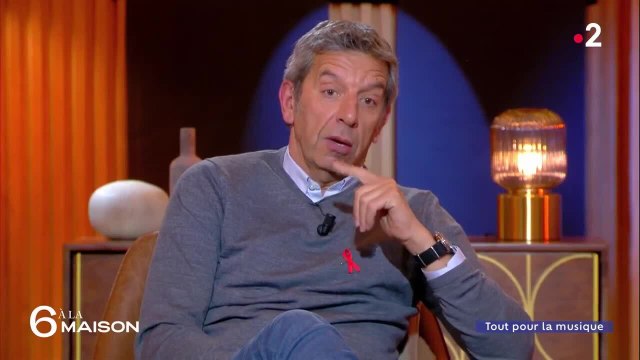 FEMME ACTUELLE - Michel Cymes : ce qu’il ne supporte pas que son fils de 10 ans fasse !