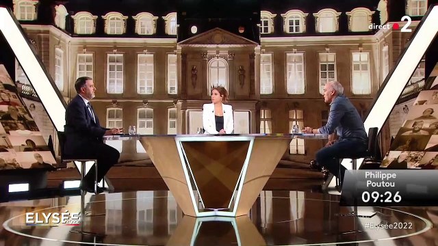 Malaise en direct sur France 2 hier soir - Philippe Poutou interpelle les présentateurs de l'émission politique : Mais il est où Macron ? Il a un problème avec le service public ?