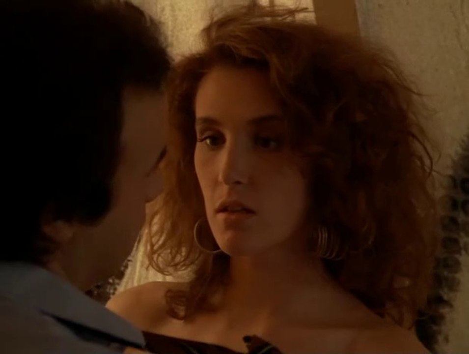 Delitti e profumi (Jerry Cala', Umberto Smaila, ilvia Annichiarico) 1T