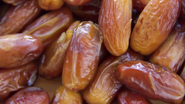 Antioxydants, fibres, vitamines... Quels sont les bienfaits des dattes pour notre santé ?