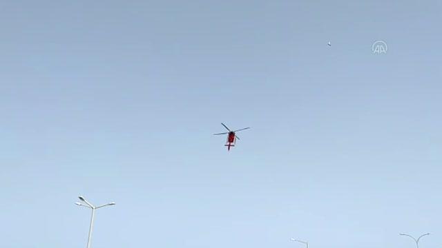 Ambulans helikopter kalp krizi geçiren hasta için havalandı
