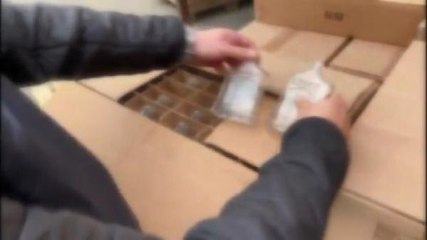 İSTANBUL'DA SAHTE PARFÜM OPERASYONU