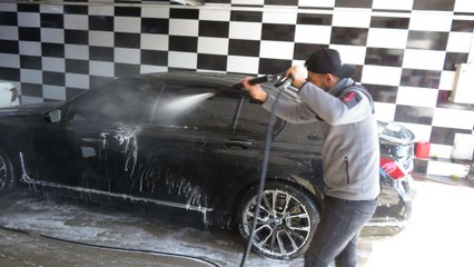 İstanbul’da oto yıkamacılarda çamur yoğunluğu