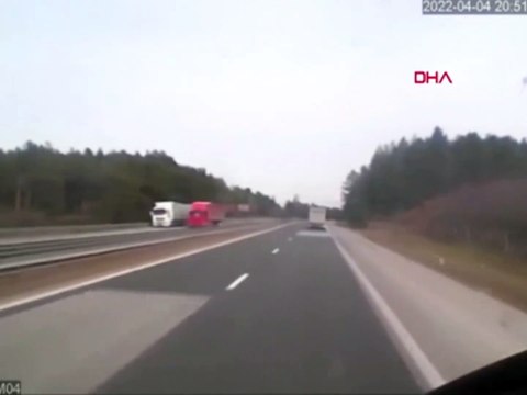 Bulgar polisinden Türk şoföre tokat