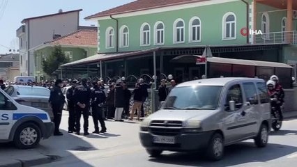 Cinayete kurban giden aile son yolculuğuna uğurlandı