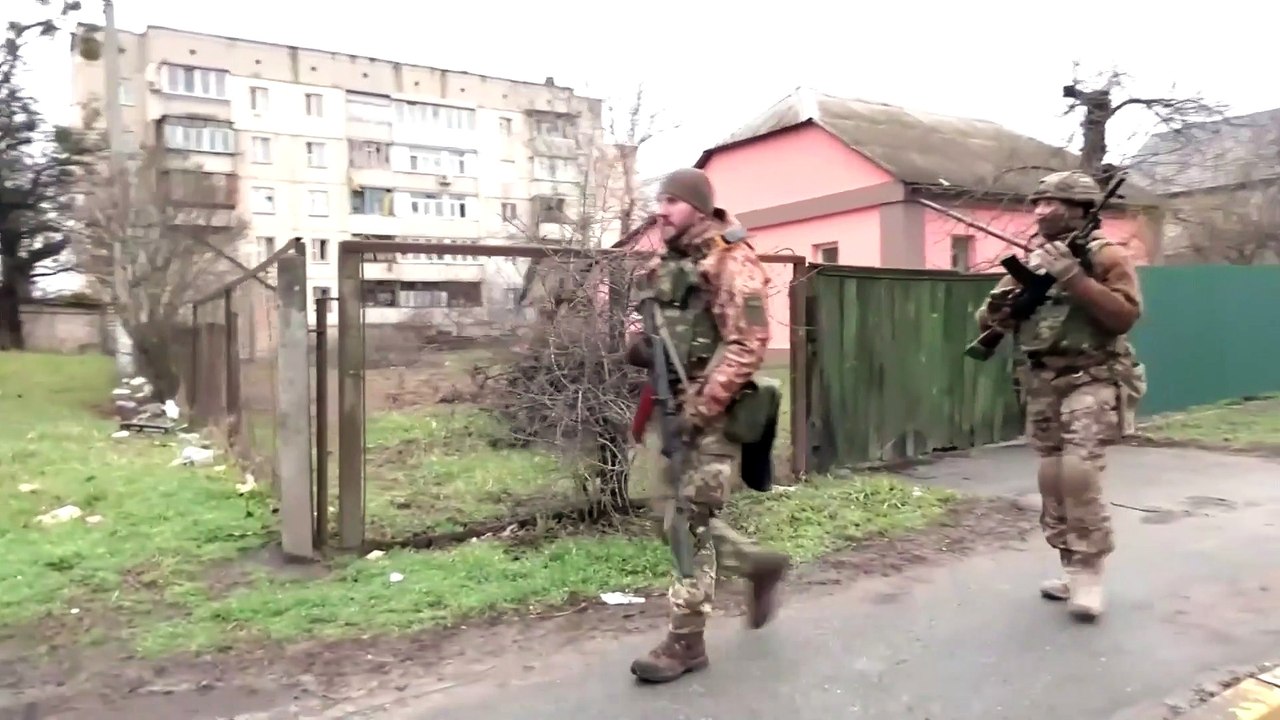 Crimini di Bucha, l'esperto: "Perché si potrebbe arrivare ad accusare Putin"