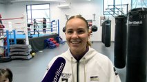 Interview maritima: la boxeuse d'Istres Caroline Cruveillier s'entraine avec la Team Colas