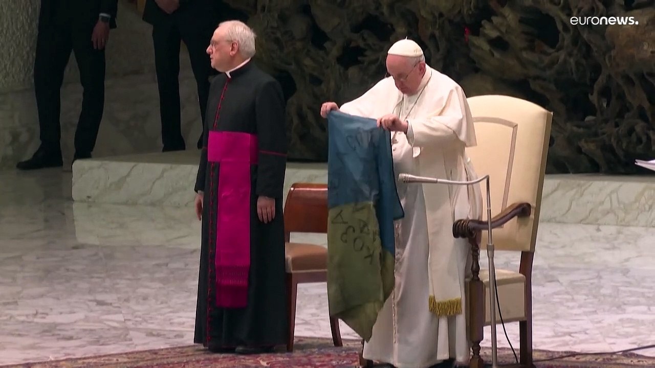 Papst prangert immer schrecklichere Grausamkeit in der Ukraine an