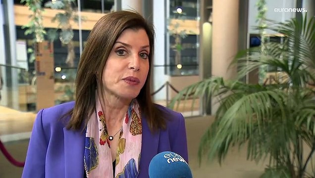 Евросоюз надеется вразумить Россию новыми санкциями