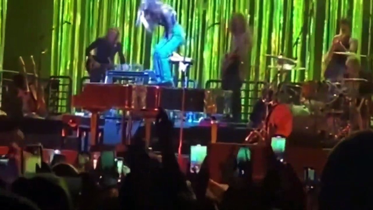 Olivia Rodrigo cover of “Complicated” by Avril Lavigne - Live 2022