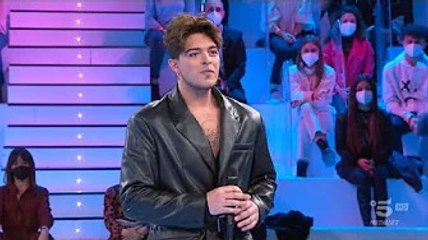 Stash e Giulia Belmonte diventano di nuovo genitori: lui lo annuncia sui social A meno di due anni d