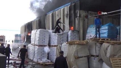 Karaman'da köpük fabrikasında yangın