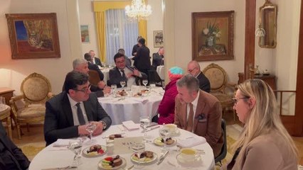 Bern Büyükelçisi Acarsoy, İsviçre'deki Türk STK temsilcilerine iftar verdi