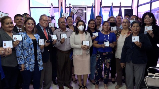 Realizan juramentación y acreditación de diputados suplentes del Parlacen