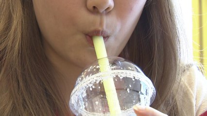 달달한 프랜차이즈 커피·음료, 쌀밥보다 열량 높아 / YTN