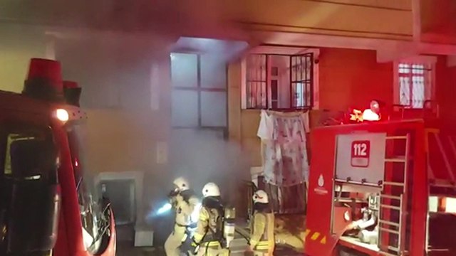 Tuzla'da yangın; 5 kişi hastaneye kaldırıldı