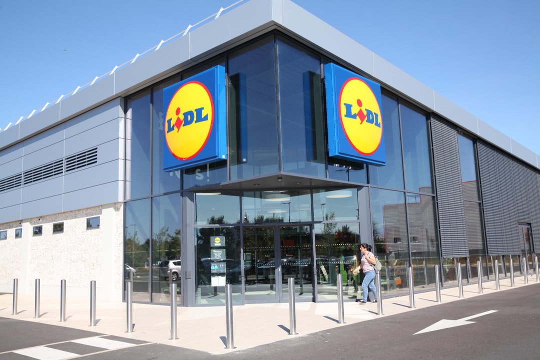 Une employée de Lidl virée après avoir mangé un gâteau périmé pour se remettre d'un malaise