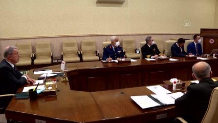 Bakan Akar, 5 ülkenin savunma bakanıyla videokonferans toplantısı yaptı