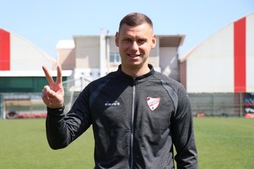 Son dakika haberi... Ukraynalı kaleci Rybka'dan Putin ve Zelenski'ye çağrı: "Savaşı durduralım"