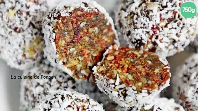 Boule énergétique aux figues séchées, amandes et cranberries séchées