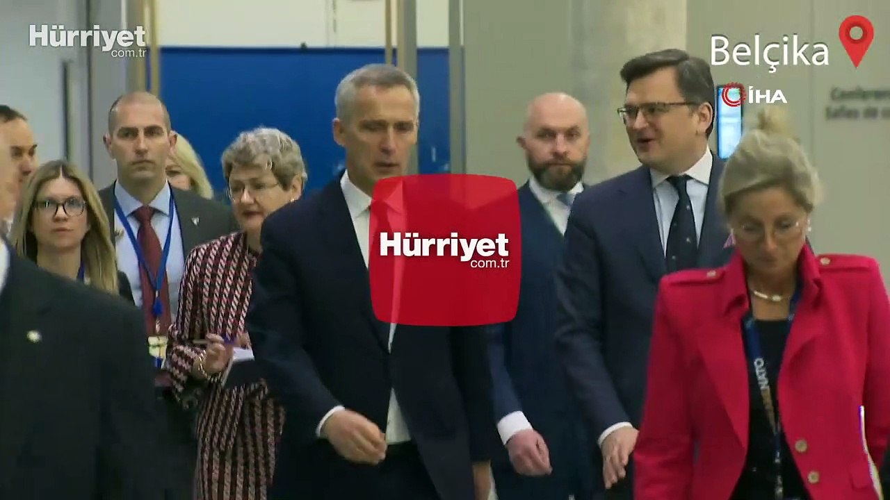 NATO Genel Sekreteri Jens Stoltenberg, Ukrayna Dışişleri Bakanı Dmitro Kuleba ile bir araya geldi