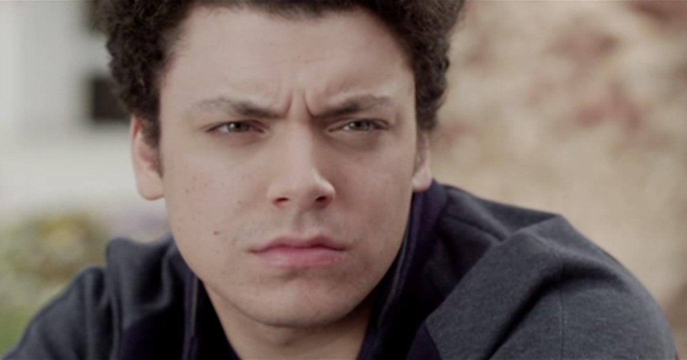 Fiston, Kev Adams perplexe devant le cours de drague de Franck Dubosc