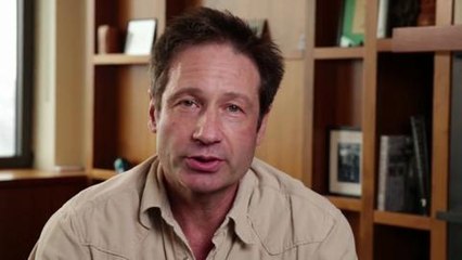 David Duchovny dévoile son roman Holy Cow