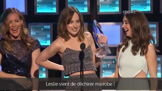 People's Choice Awards : Dakota Johnson craque sa robe sur scène, l'hommage vibrant de Vin Diesel à Paul Walker