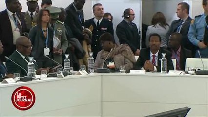 Le Petit Journal épingle une bourde de Hollande à la COP21