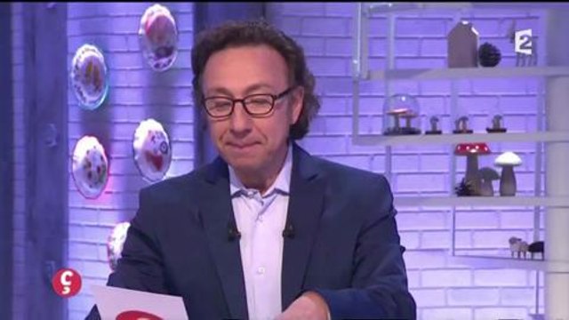 Combien de temps passe-t-on aux toilettes ? Ecoutez la réponse de Stéphane Bern