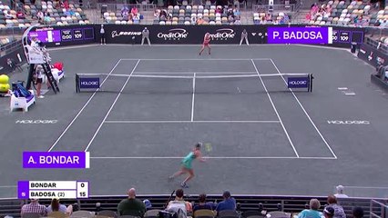 Badosa eases into third round in Charleston