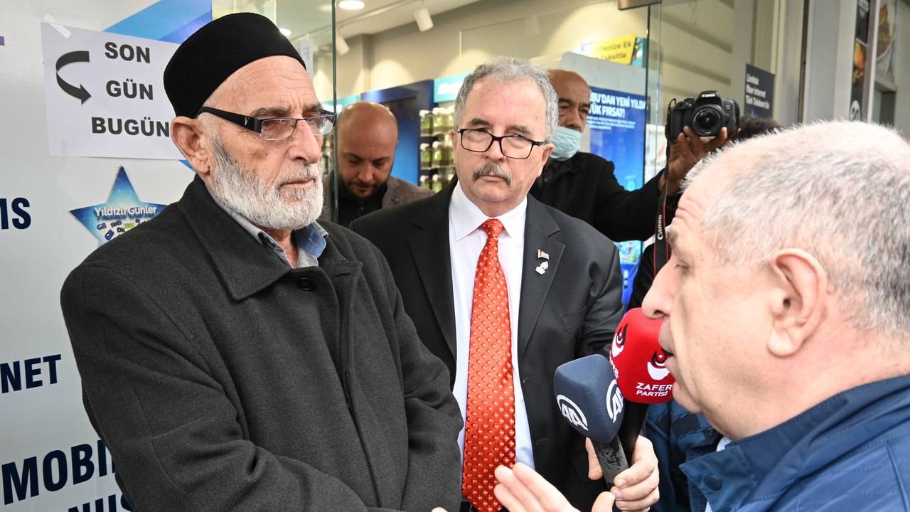 AKP'li esnaf: Bir an evvel pahalılıktan, yoksulluktan, göçlerden bizi kurtarın