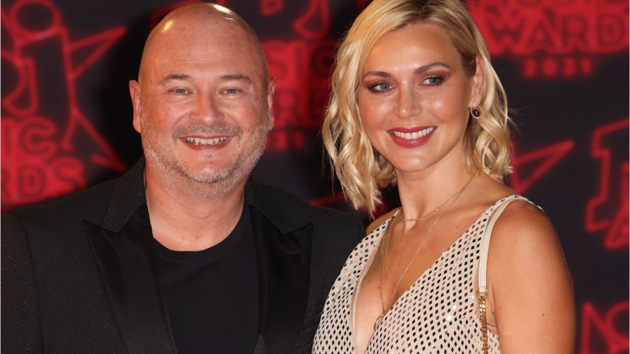 FEMME ACTUELLE - Sébastien Cauet : les confidences touchantes de sa femme sur leur premier rendez-vous galant