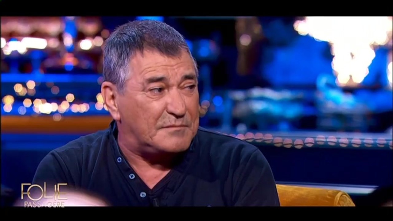 Bigard ému en parlant de sa mère