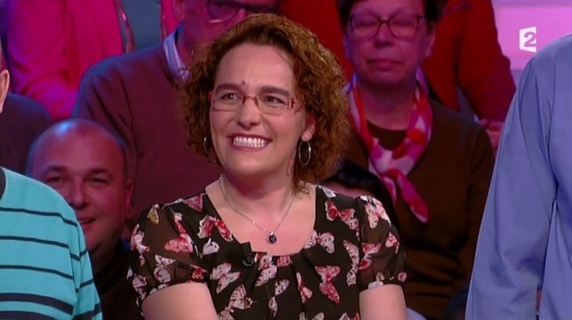 Le cadeau (très) coquin de cette candidate pour Nagui...