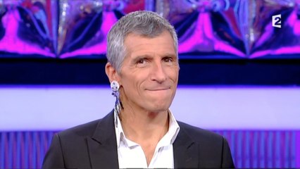 Amusant : Nagui met une énorme boucle d'oreille dans n'oubliez pas les paroles