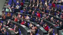 Bundestag stimmt gegen allgemeine Corona-Impflicht ab 60 Jahren