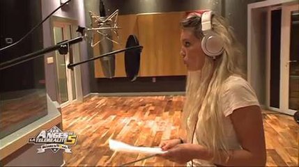 Les Anges 5 : Aurélie stressée avant de chanter...